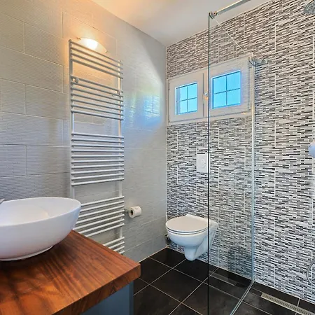 Provencal - Beachfront With Infinity Pool Villa Trogir